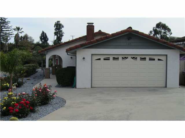 845 Pinecrest St, Escondido, CA 92025 photo 1