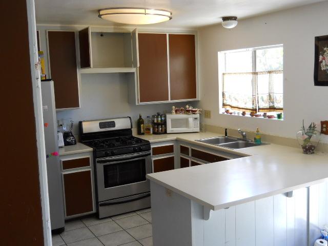 1395 Stoneridge Ct, Oceanside, CA 92056 photo 3