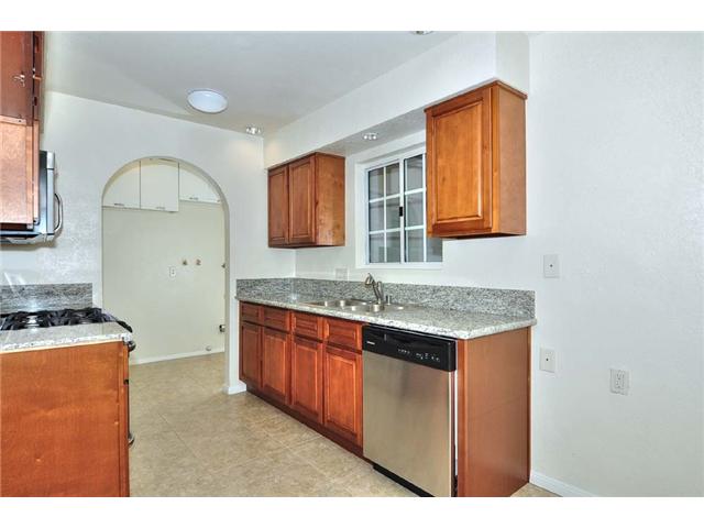 1623 Cherry Pl, Escondido, CA 92027 photo 3