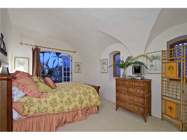 1044 Olive Ave, Coronado, CA 92118 photo 14