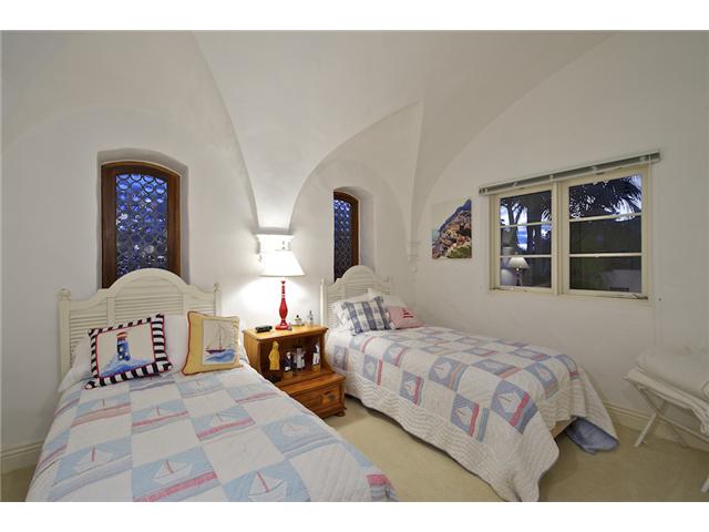 1044 Olive Ave, Coronado, CA 92118 photo 15