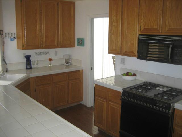 1506 Corte Roberto, Oceanside, CA 92056 photo 4