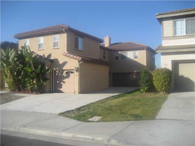 1063 Greenway Rd, Oceanside, CA 92057 photo 2