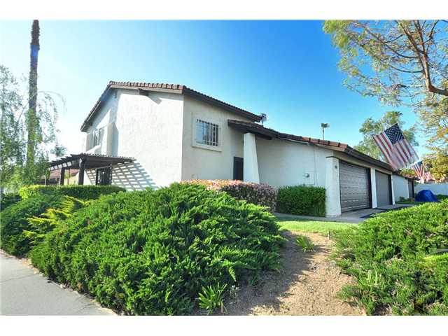 5447 Villas Dr, Bonsall, CA 92003 photo 2