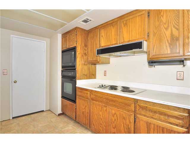5447 Villas Dr, Bonsall, CA 92003 photo 9