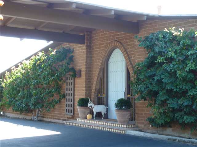 2660 Sugar Pine Ln, Fallbrook, CA 92028 photo 1