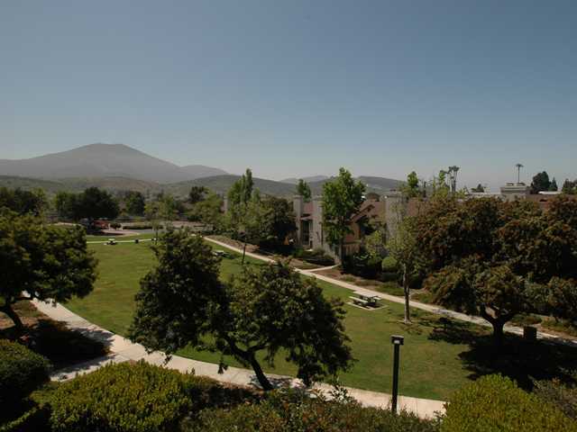 3039 Chipwood Ct, Spring Valley, CA 91978 photo 3