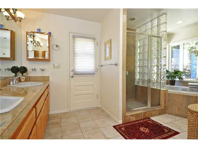 3107 Summit Dr, Escondido, CA 92025 photo 15