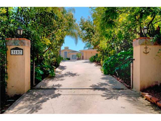 3107 Summit Dr, Escondido, CA 92025 photo 1
