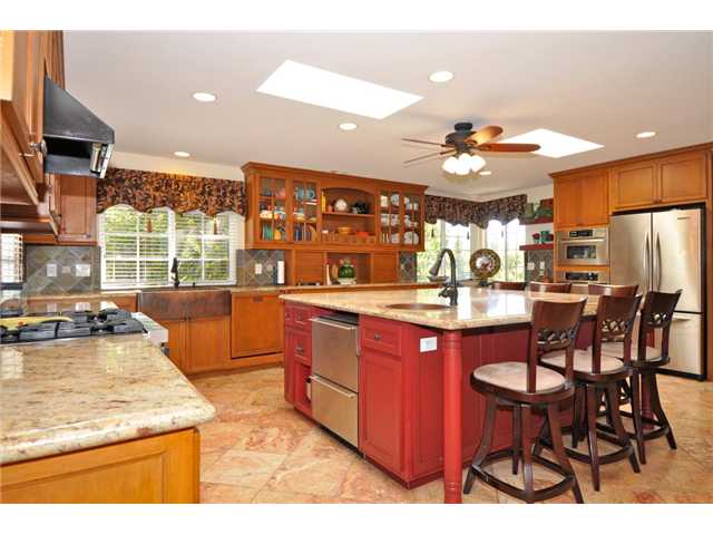 3107 Summit Dr, Escondido, CA 92025 photo 9