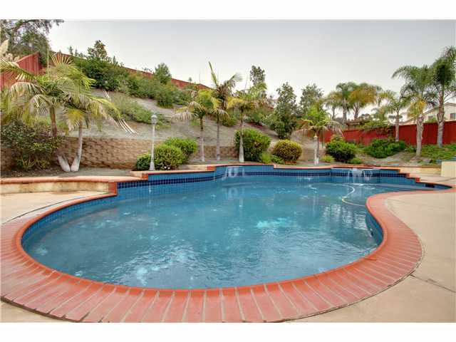 1471 Serene Rd, Oceanside, CA 92057 photo 2