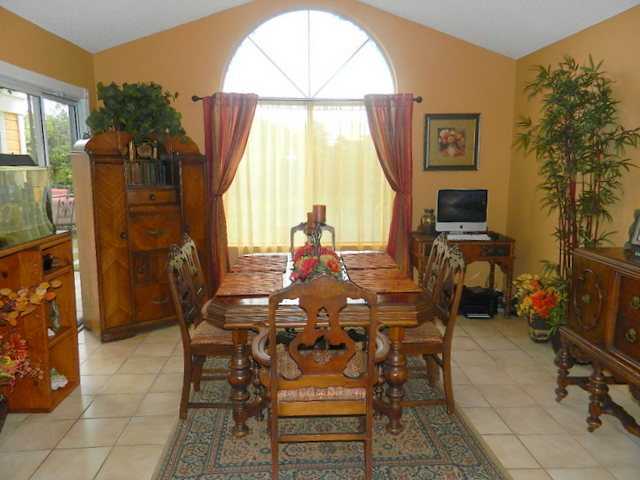 1837 Blackhawk Ave, Oceanside, CA 92056 photo 2