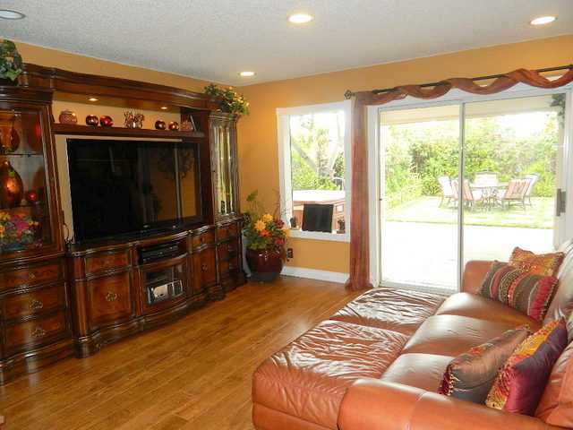 1837 Blackhawk Ave, Oceanside, CA 92056 photo 3