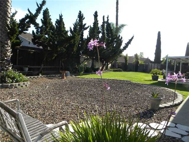 2520 Hansom Ln, Spring Valley, CA 91978 photo 13
