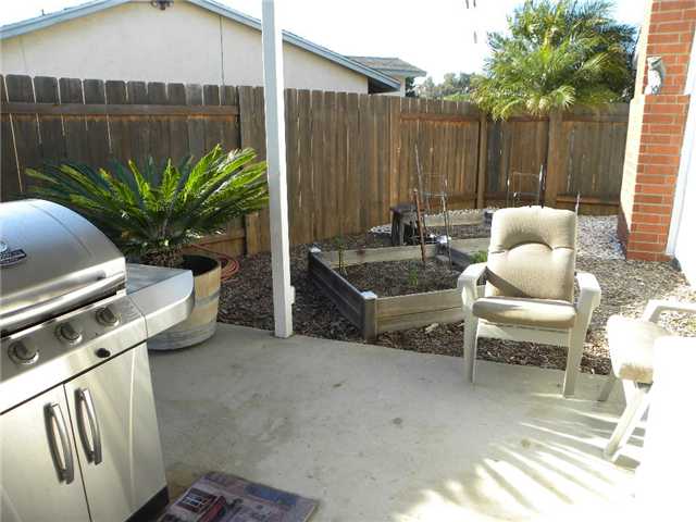 2520 Hansom Ln, Spring Valley, CA 91978 photo 12