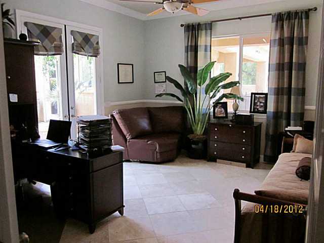 978 Thomas Pl, Vista, CA 92084 photo 6