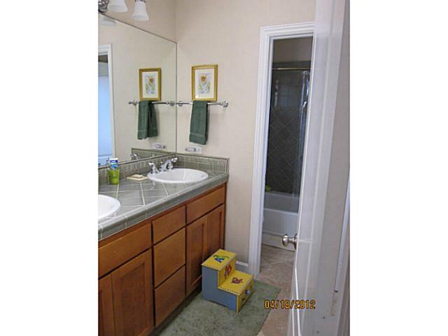 978 Thomas Pl, Vista, CA 92084 photo 25