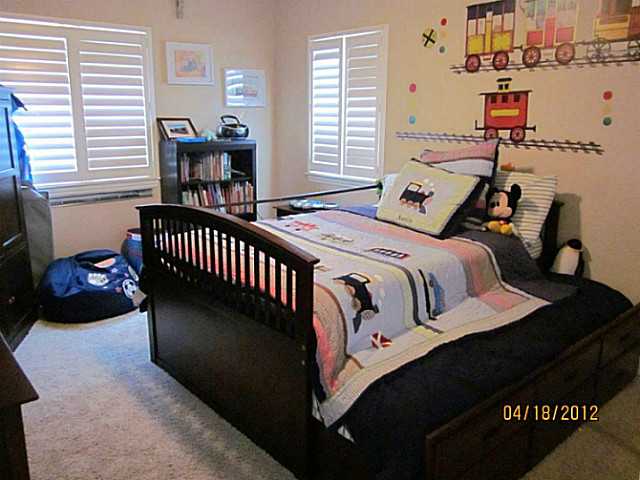 978 Thomas Pl, Vista, CA 92084 photo 12