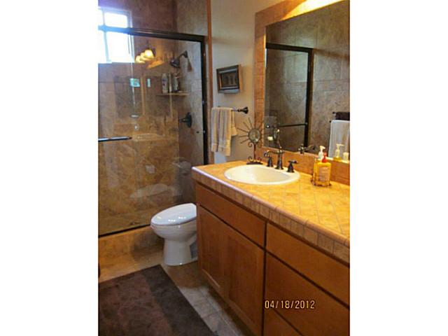 978 Thomas Pl, Vista, CA 92084 photo 13