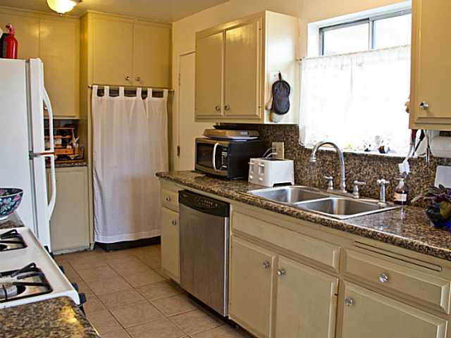 3732 Balboa Dr, Oceanside, CA 92056 photo 3