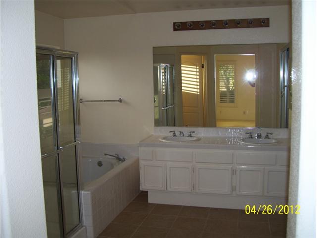 4831 Baroque Ter, Oceanside, CA 92057 photo 9