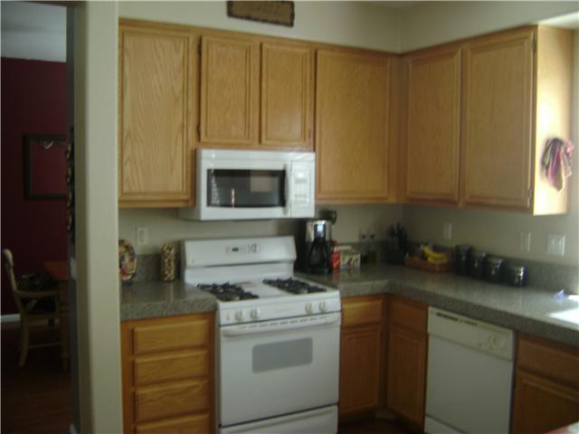 3552 Lake Shore Ave, Fallbrook, CA 92028 photo 2