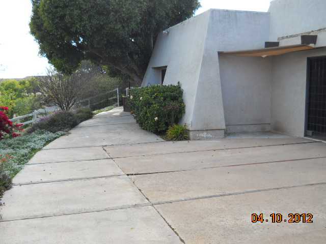 664 Tumble Creek Ln, Fallbrook, CA 92028 photo 22
