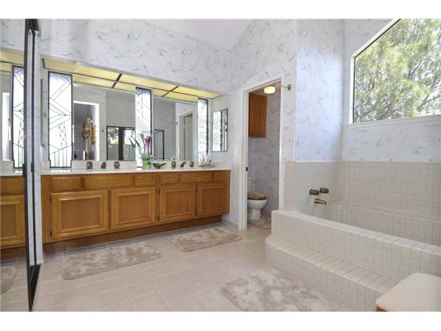 1177 Via Montecito, Encinitas, CA 92024 photo 12