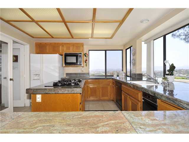 1177 Via Montecito, Encinitas, CA 92024 photo 8