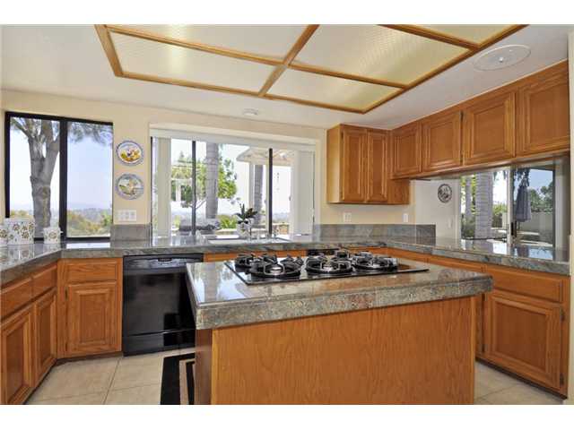 1177 Via Montecito, Encinitas, CA 92024 photo 9