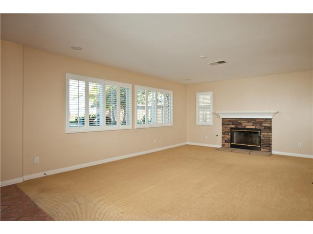 365 La Soledad Way, Oceanside, CA 92057 photo 7