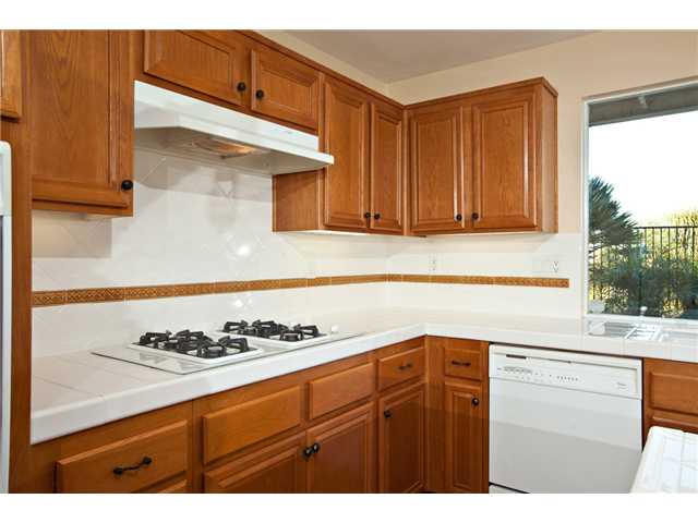 365 La Soledad Way, Oceanside, CA 92057 photo 5