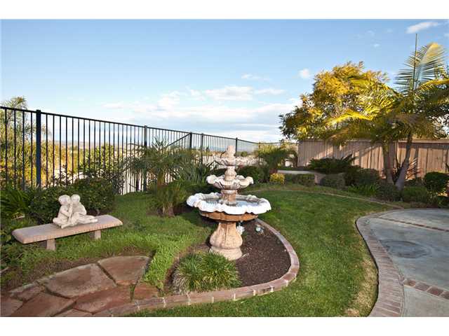 365 La Soledad Way, Oceanside, CA 92057 photo 20