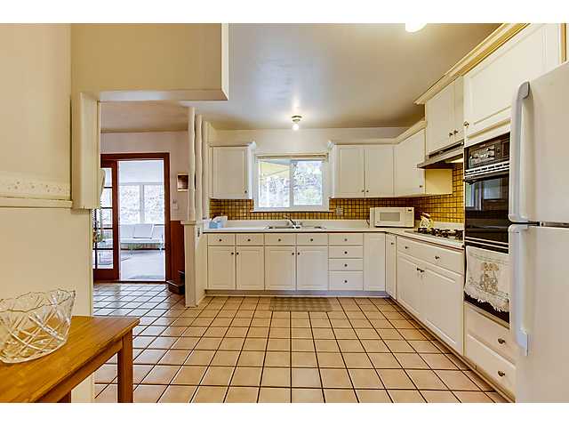 2207 El Monte Dr, Oceanside, CA 92054 photo 9