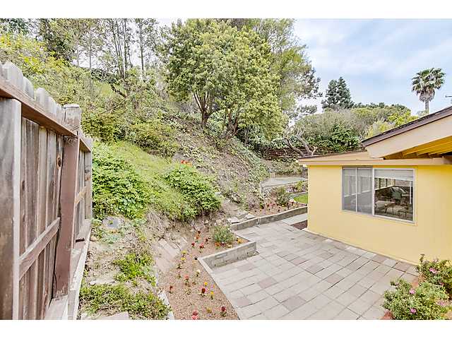 2207 El Monte Dr, Oceanside, CA 92054 photo 24