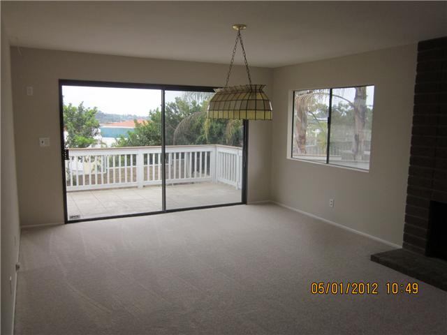 1821 Ivy Rd, Oceanside, CA 92054 photo 3