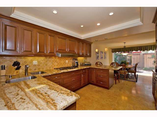 18 Gingertree Ln, Coronado, CA 92118 photo 3