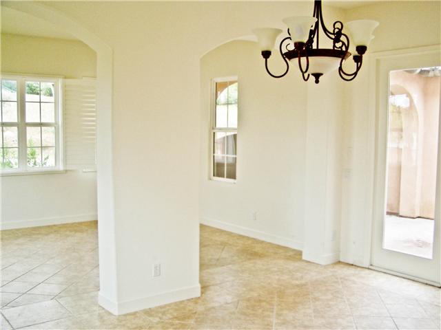 4679 Highland Oaks St, Fallbrook, CA 92028 photo 9