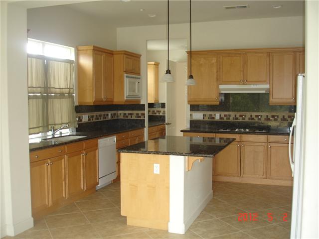 4679 Highland Oaks St, Fallbrook, CA 92028 photo 3