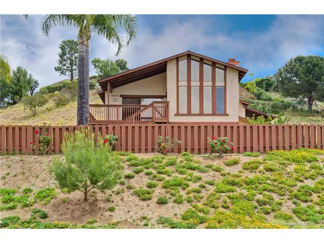 4333 Macronald Dr, La Mesa, CA 91941 photo 2