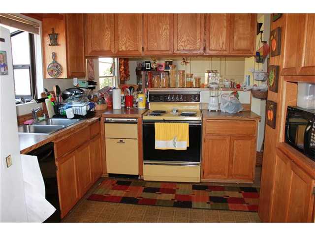 8888 Echo Dr, La Mesa, CA 91941 photo 4