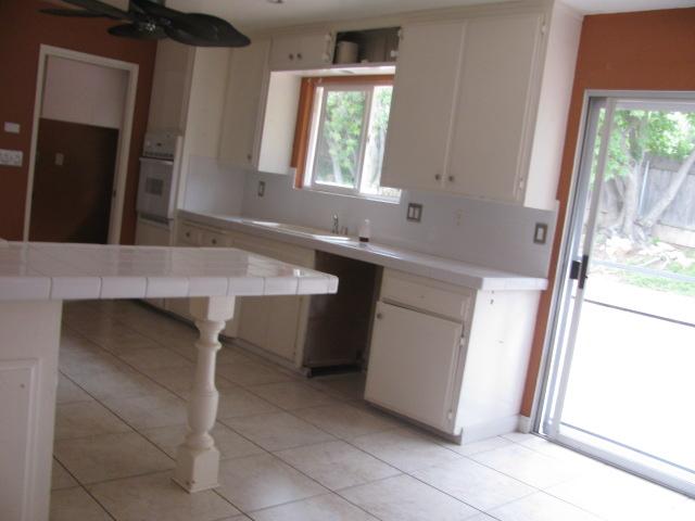 2355 S Stage Coach Ln, Fallbrook, CA 92028 photo 3