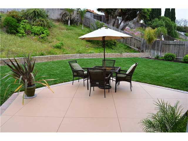 927 Granada Dr, Oceanside, CA 92056 photo 13