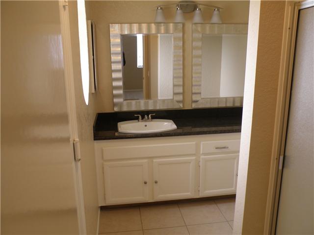 5111 Greenbrook St, Oceanside, CA 92057 photo 5