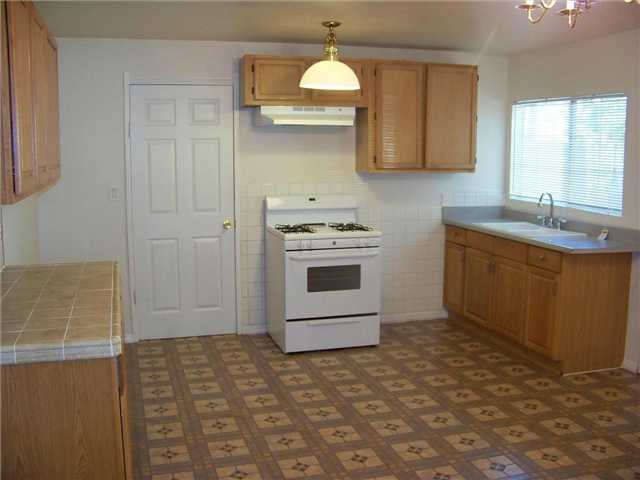 1132 E 4th Ave, Escondido, CA 92025 photo 4