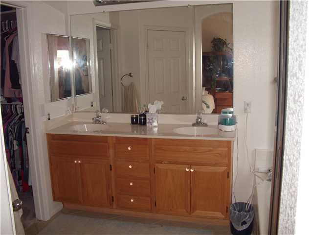 3948 Cadena Dr, Oceanside, CA 92058 photo 10