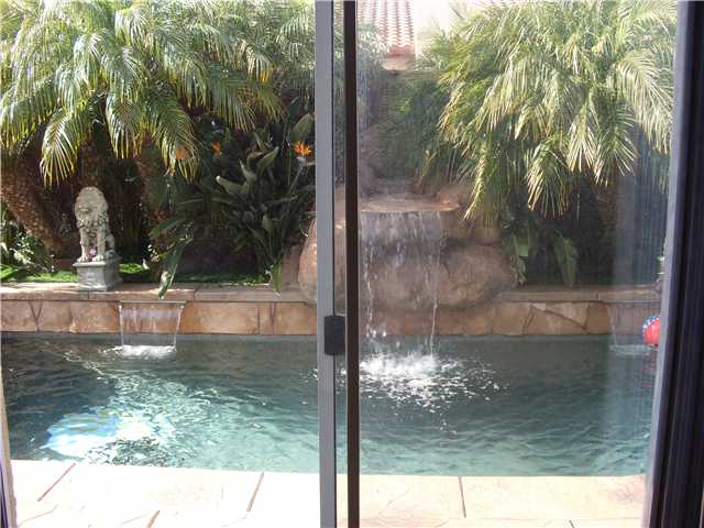 3948 Cadena Dr, Oceanside, CA 92058 photo 9