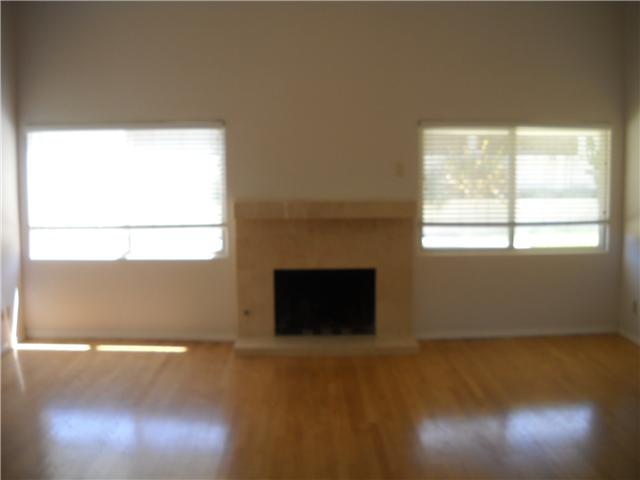 14577 Scarboro St, Poway, CA 92064 photo 2