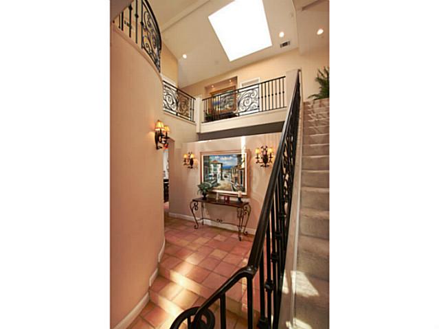 755 G Ave, Coronado, CA 92118 photo 3