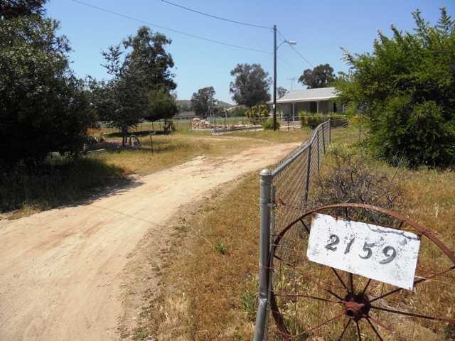 2159 Walnut Dr, Ramona, CA 92065 photo 2